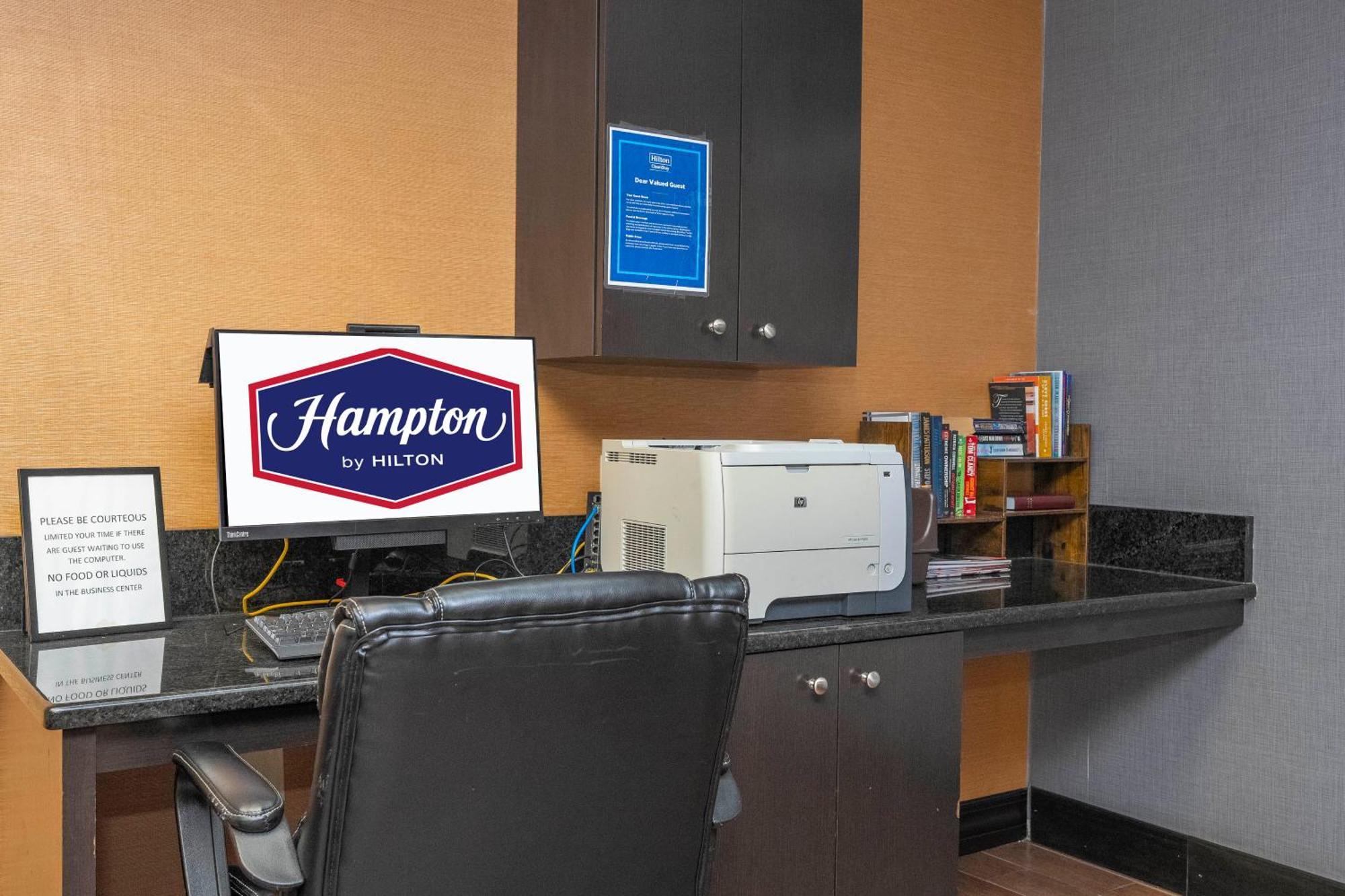 Hampton Inn By Hilton Spring Hill Timber Pines Εξωτερικό φωτογραφία